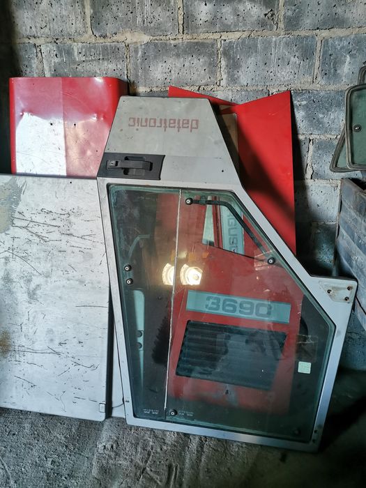 Maska boczek gril błotnik massey ferguson 3690 i inne 3070 lub 3680