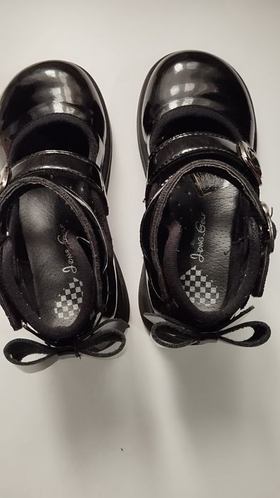 Туфлі  босоніжки