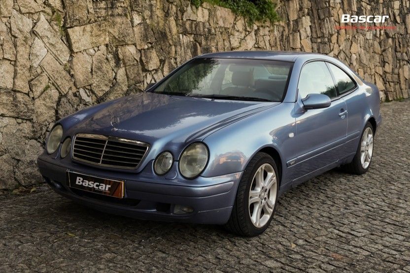 Mercedes-Benz CLK 230