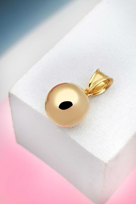 Złota zawieszka do łańcuszka mała gładka kuleczka pr.585