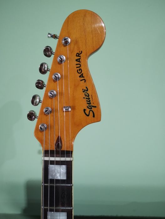 Sprzedam gitarę elektryczną  jaguar sqłejer vibe