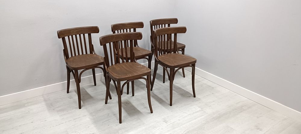 Krzesła Thonet Fameg Radomsko po renowacji restauracja dostępne 30szt