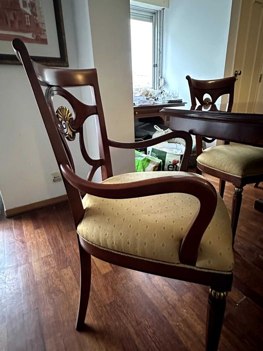 Mobília de Sala de Jantar Completa | Estilo Clássico