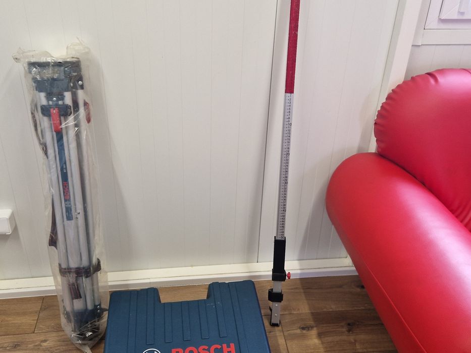 Niwelator Laserowy Bosch GRL 300HVG Jak nowy Idealny stan