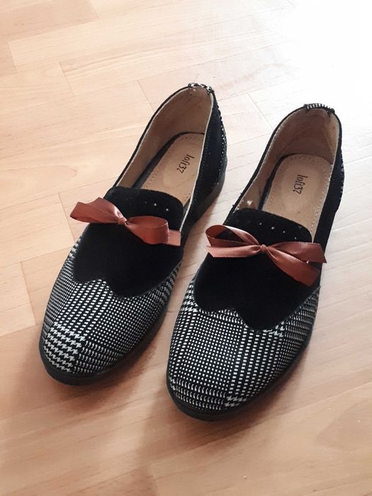 Buty LOFT37 Mokasyny skóra czarno-biale r.38