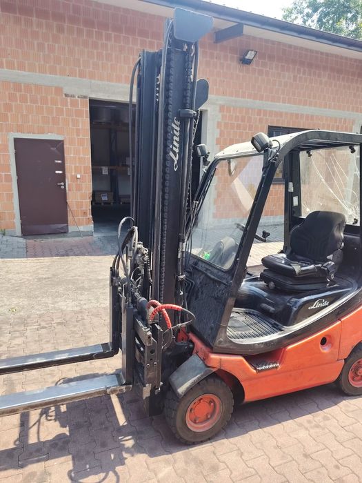 Wózek widłowy Linde H 16 T - 03