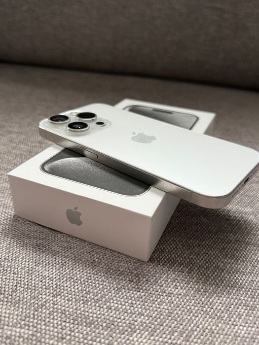 iPhone 15 Pro White