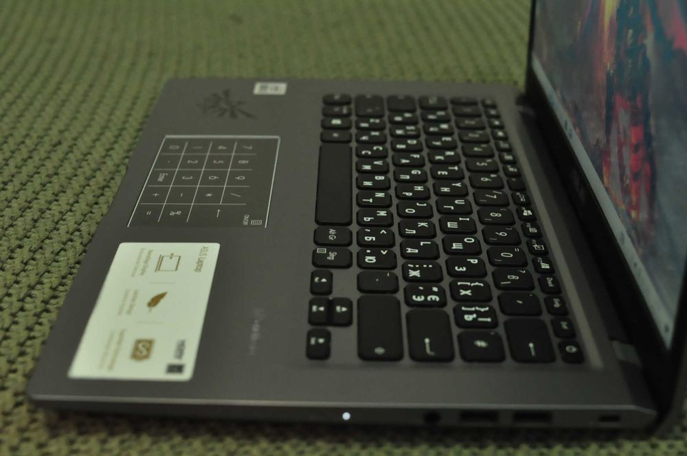 Игровой ноутбук Asus R465i (Core i3/ 8Gb/ SSD /video - 2Gb)