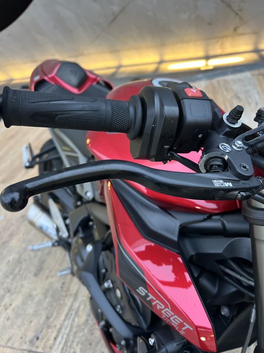 Triumph Street Triple 765 RS | Carnival Red | Garantia até 2027