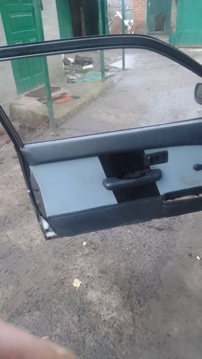 Продам автомобіль TOYOTA Corrola