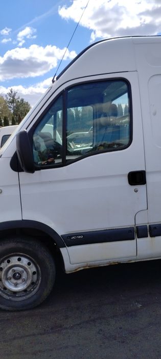 Renault master 2.5 2005 lewe prawe drzwi