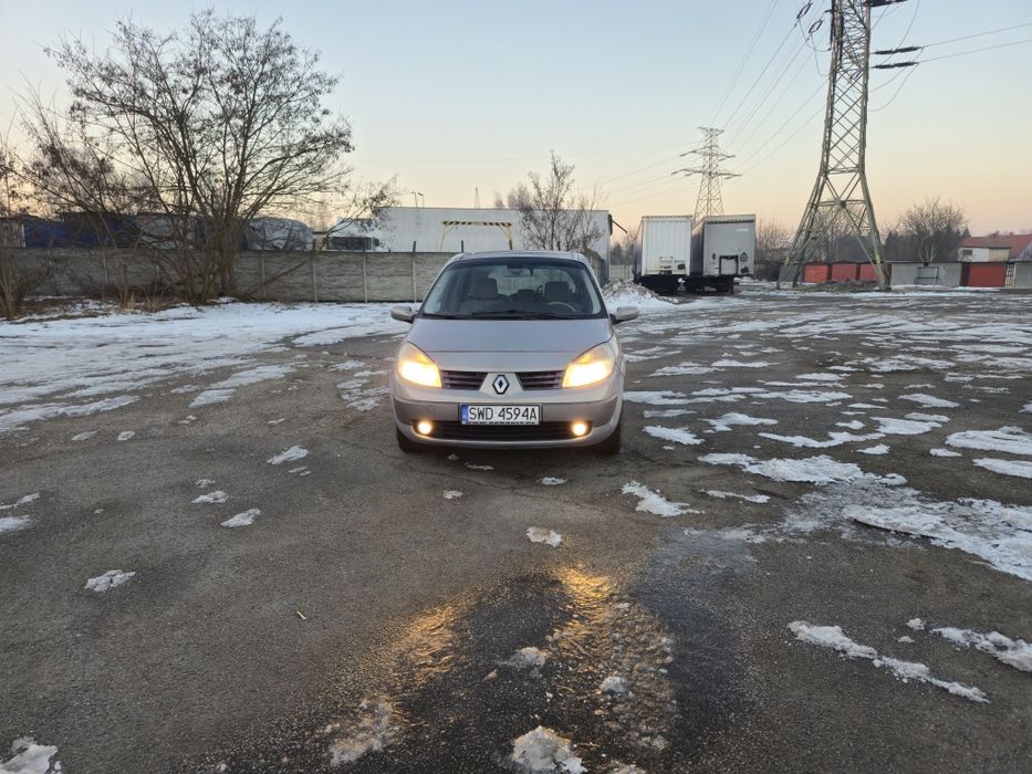 Renault Scenic II 2005 2.0 benzyna. Bez rdzy!!