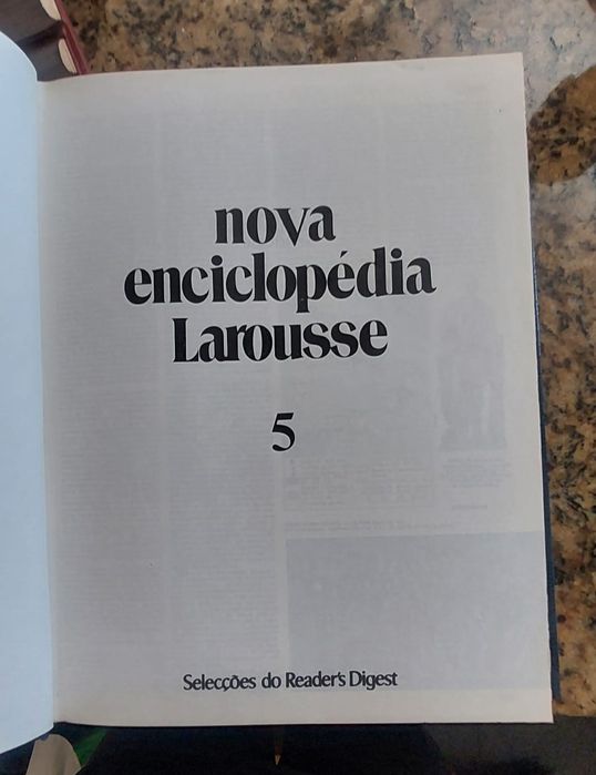 Nova enciclopédia Larousse 5 livros