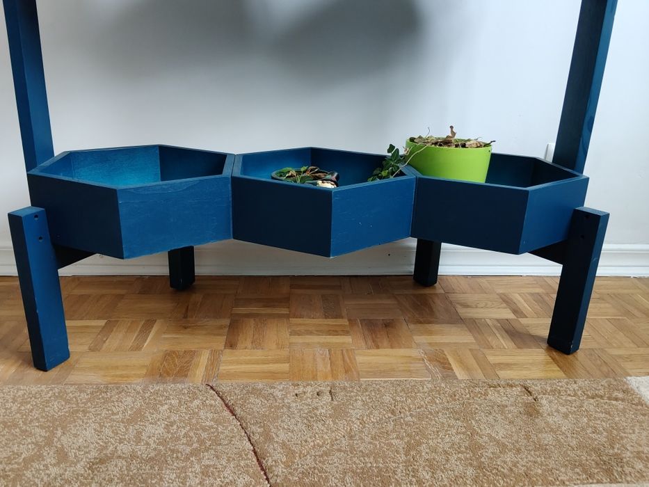 Kwietnik, stojak na kwiaty, warzywnik