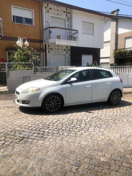 Fiat Bravo 2008 Gasolina– 163.109 km |Embraiagem Nova |Muito Estimado