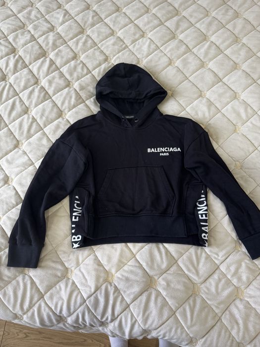 Оригінальна кофта  Balenciaga