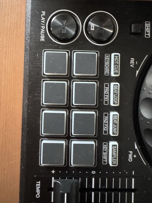 Pioneer DJ DDJ-400  kontroler djski konsola