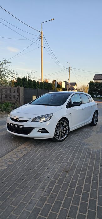 Opel Astra_1.4T_Opc-line/LIMITED*Bixenon_Serwis do końca
