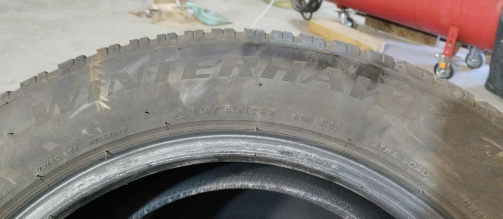 Opony zimowe - 235/ 55 /17