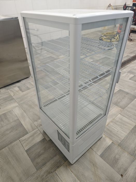 Холодильна вітрина кондитерська Metro GGC2078