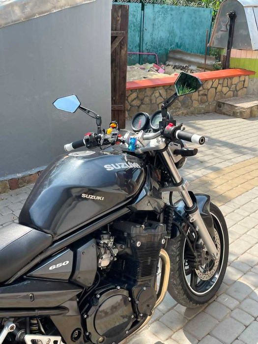 Suzuki bandit 650