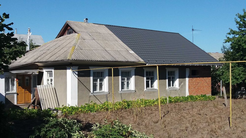 Будинок на Підзамчі(район ГРК"Ксенія")