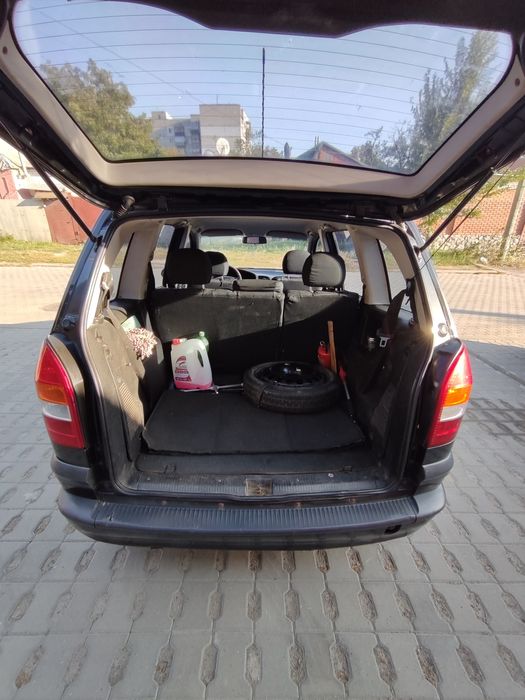 Opel Zafira 2000 Опель Зафіра автомат