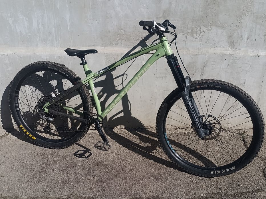 Dartmoor primal v2 29