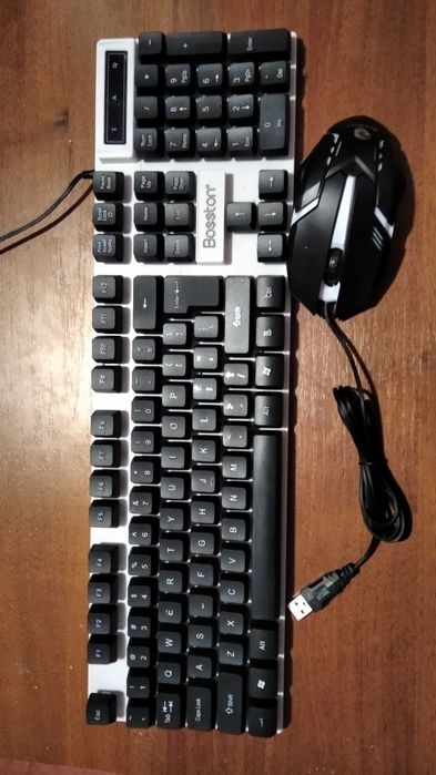 Ігрова клавіатура Booston з мишкою