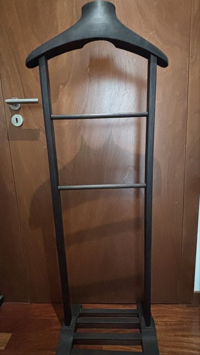 Cabide porta fatos Valete