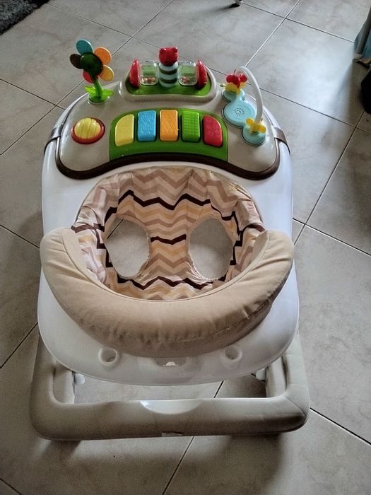 Aranha/andarilho de bebé