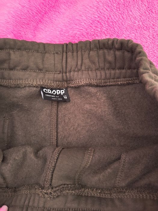 Spodnie dresowe NOWE ocieplane CROPP roz.M/38