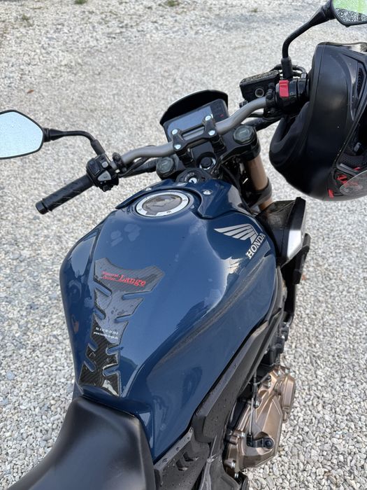 мотоцикл Honda CB 650 R