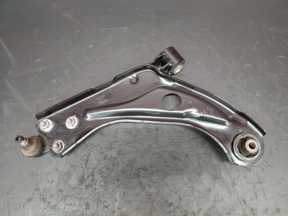 Braço de suspensão frente esquerdo OPEL Combo Life (X19)
