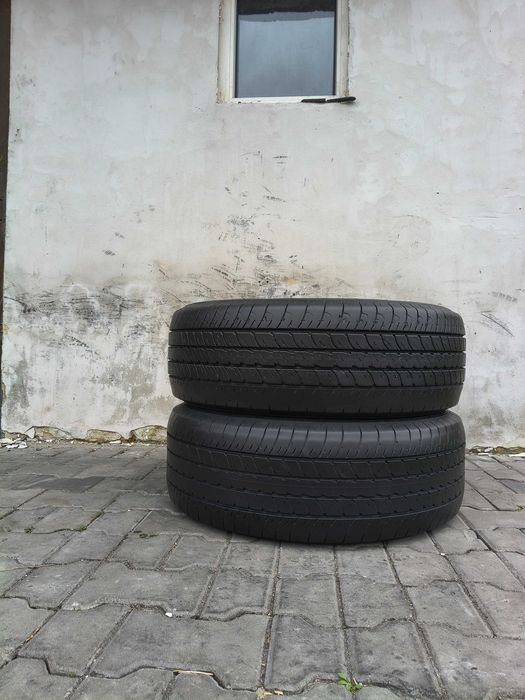 Lato Goodyear 235/65 R16C