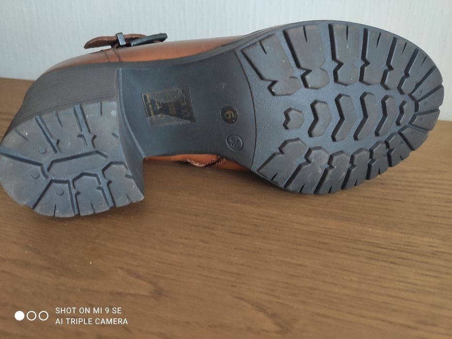 Skórzane botki roz 6(39)