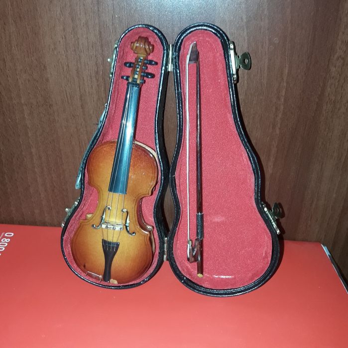 Продам игрушки коллекционные