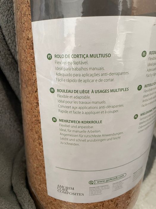 Rolo de cortiça para parede