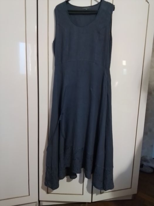 Чудове лляне плаття Італія фабрика 48 розміру