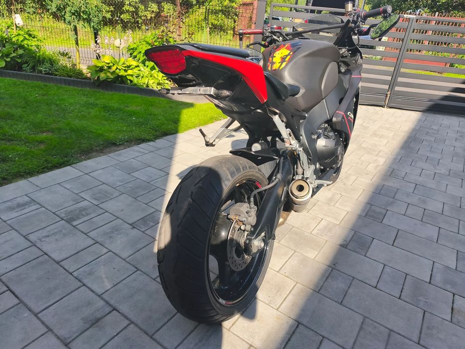 Błotnik nadkole przód HONDA CBR 1000 RR SC57 oryginał Lubań