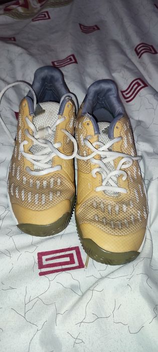 Кросівки adidas оригінальні