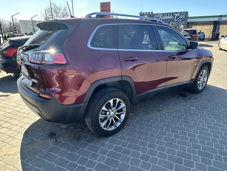 Продам Jeep Cherokee 2019