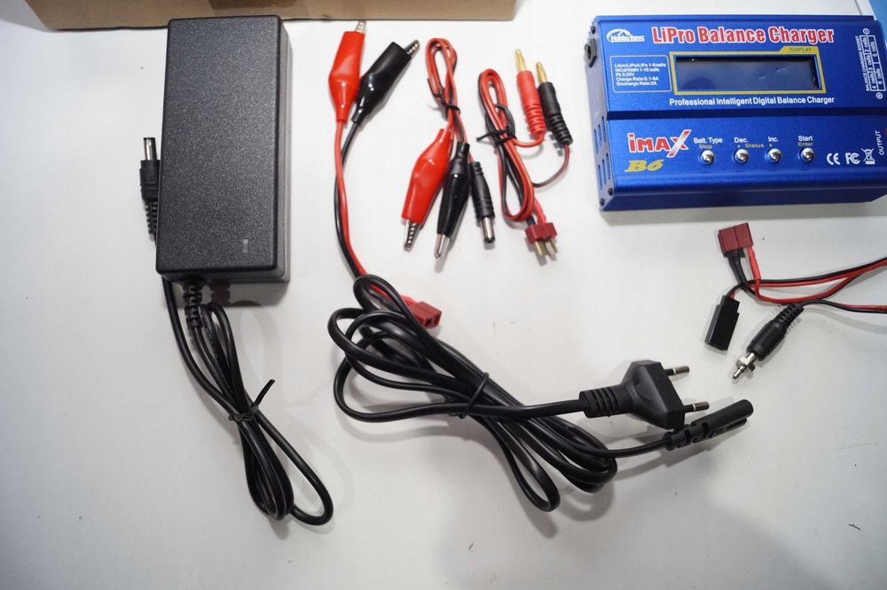 Ładowarka akumulatorów iMAX B6 6A 80W LiPo / Nicd / Nimh ekran LCD