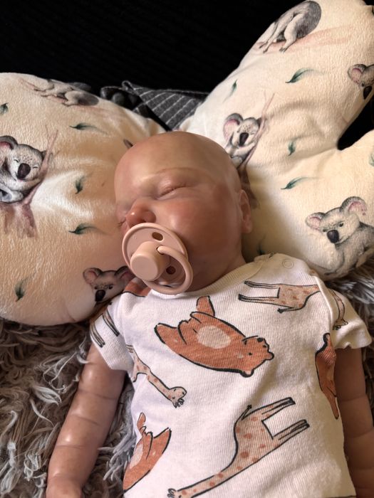 Lalka reborn niemowlę