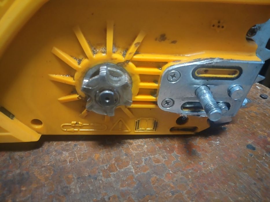 Електропила Mächtz MCE-2740