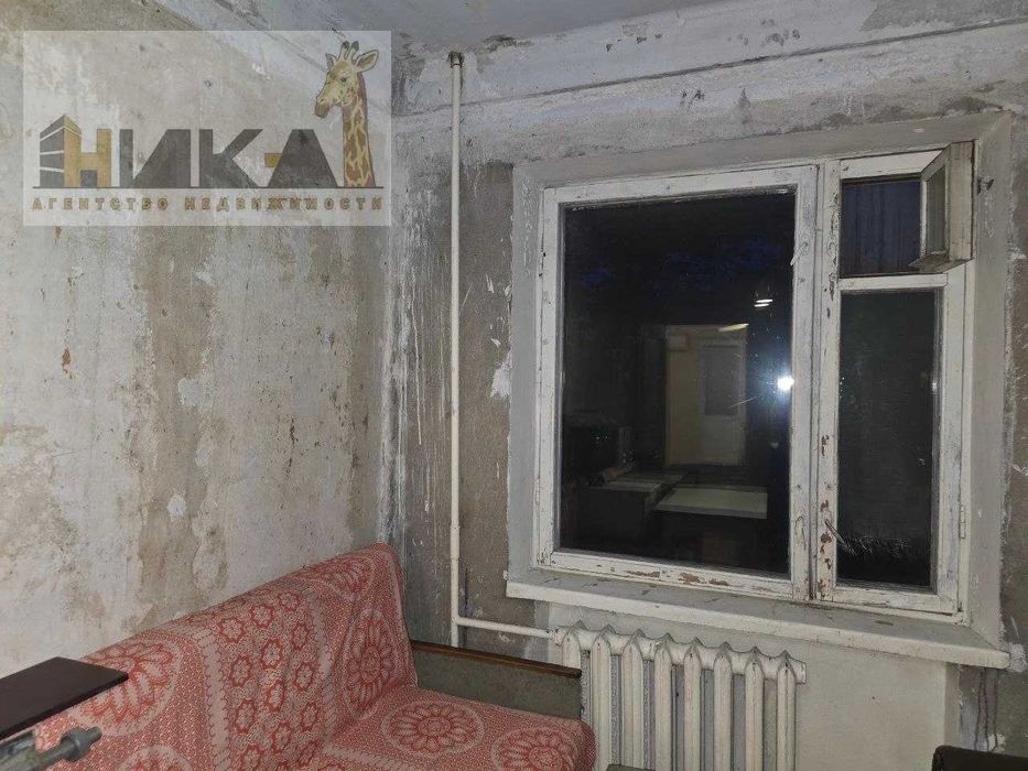 Продам 2-х кімнатну квартиру вул. Лахтінська