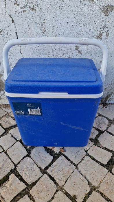 Geladeira de campismo