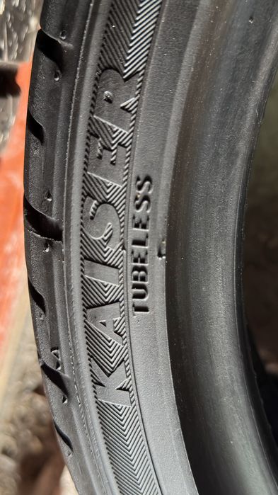 Pneus 165/45r16 Kaiser Kenda Radial com 85% de piso