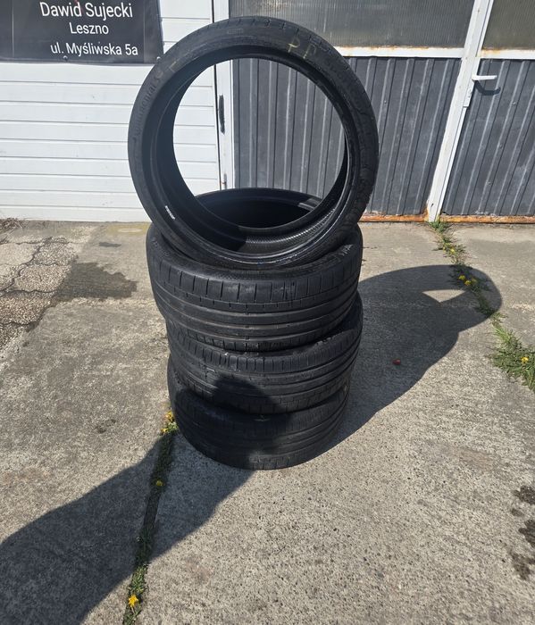 Opony 235/ 35 /19