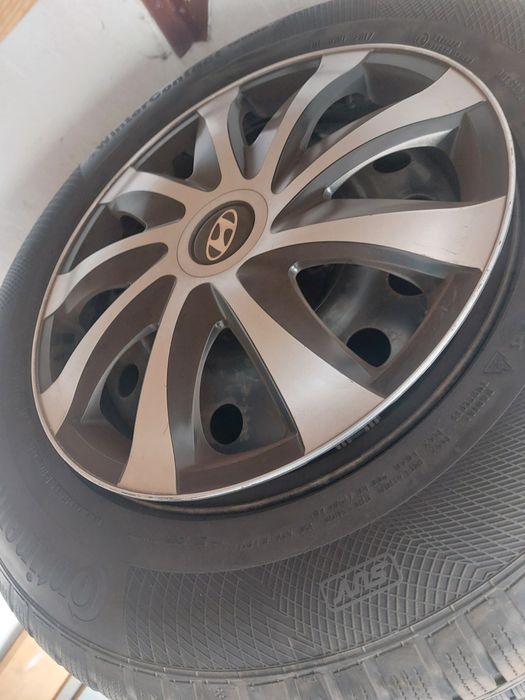 Opony zimowe z felgami 215 70 16 Hyundai